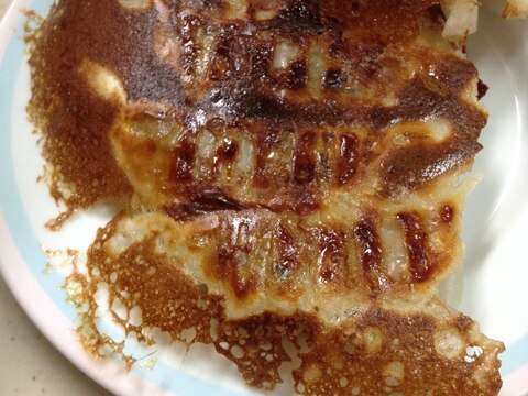 羽根ぱりぱり 皮ふっくら 羽根つき餃子の焼き方